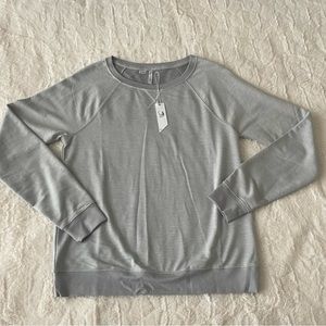 Travis Mathew Lounge Top